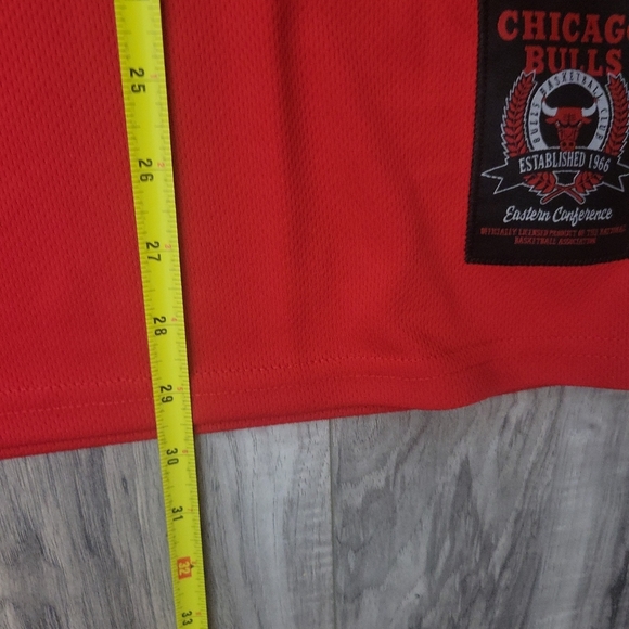 NWOT NBA Chicago‎ Bulls Jersey Mens XL Red Stitched Crewneck Sleeveless Pullover - Picture 6 of 11